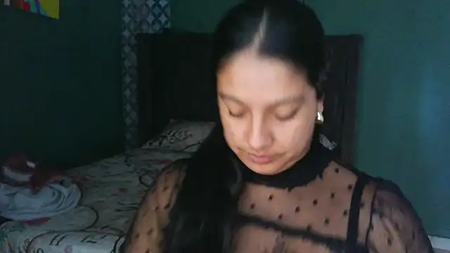 almaswan1 online show from November 20, 2025, 3:01 pm