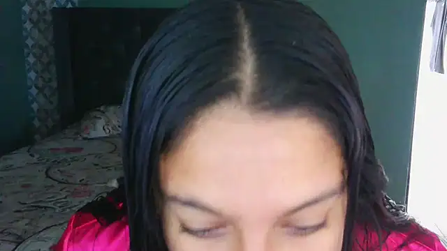 almaswan1 online show from December 16, 2025, 3:17 pm