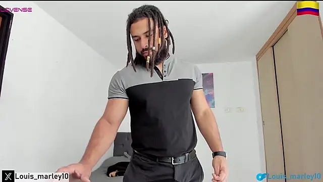 Snapshot of Louis_marley__ chatting on November 4, 2025, 5:12 pm Louis marley online show from November 4, 2025, 5:12 pm