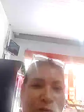 Snapshot of Delicy1 chatting on December 6, 2024, 11:44 am Delicy1 online show from December 6, 2024, 11:44 am