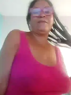 Snapshot of Delicy1 chatting on January 10, 2025, 5:02 pm Delicy1 online show from January 10, 2025, 5:02 pm