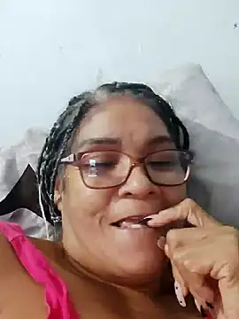 Snapshot of Delicy1 chatting on February 11, 2025, 9:56 pm Delicy1 online show from February 11, 2025, 9:56 pm