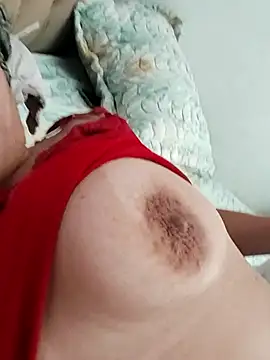 Snapshot of Delicy1 chatting on February 21, 2025, 11:01 am Delicy1 online show from February 21, 2025, 11:01 am