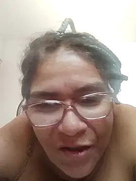 Snapshot of Delicy1 chatting on February 22, 2025, 11:57 am Delicy1 online show from February 22, 2025, 11:57 am