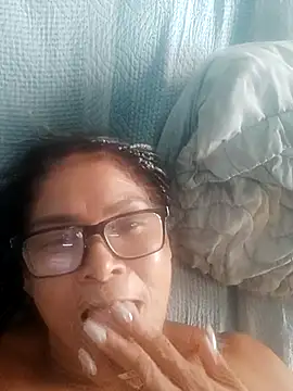 Snapshot of Delicy1 chatting on March 8, 2025, 8:03 pm Delicy1 online show from March 8, 2025, 8:03 pm