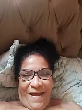 Snapshot of Delicy1 chatting on October 5, 2025, 11:19 am Delicy1 online show from October 5, 2025, 11:19 am