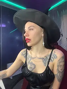 Queen of pain online show from October 30, 2025, 6:59 am