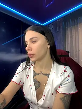 Queen of pain online show from November 4, 2025, 7:18 am