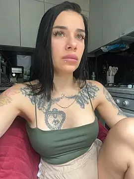 Queen of pain online show from July 4, 2026, 8:20 am