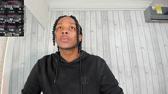 DominicSccott online show from February 12, 2025, 12:33 pm