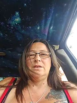 angelbaby1998 online show from May 14, 2026, 9:32 pm