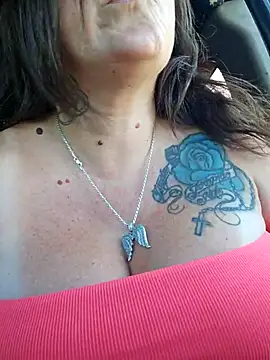 angelbaby1998 online show from May 24, 2026, 9:20 pm