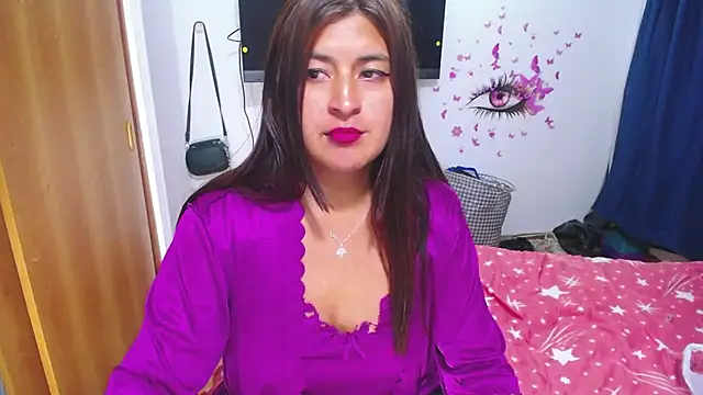 Yunhot  online show from March 28, 2026, 1:49 am