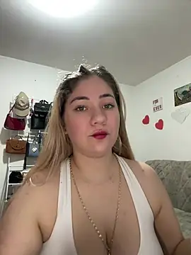 Celestedubois online show from May 18, 2026, 10:48 pm