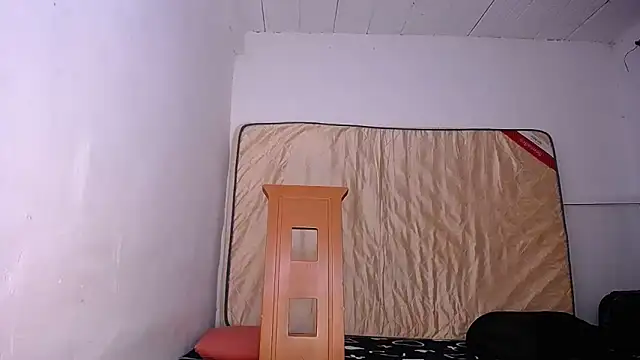 Snapshot of yselahot chatting on October 26, 2025, 2:56 pm yselahot online show from October 26, 2025, 2:56 pm