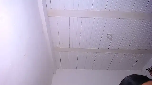 Snapshot of yselahot chatting on October 27, 2025, 3:27 pm yselahot online show from October 27, 2025, 3:27 pm