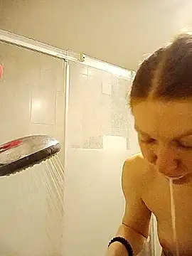  Sweet Love  online show from December 4, 2025, 1:20 pm