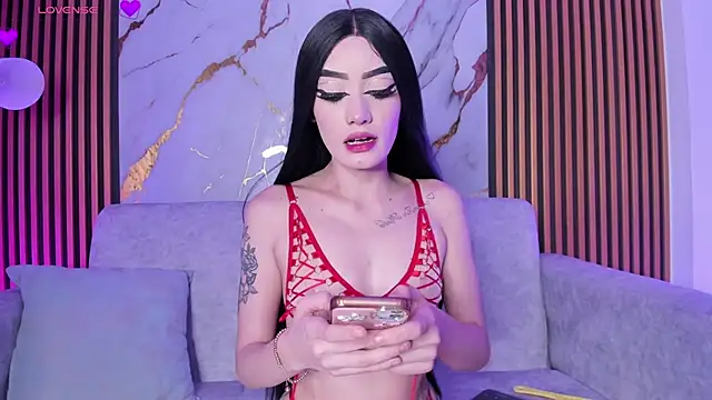 Snapshot of CamileHolmes chatting on September 9, 2025, 10:42 pm CamileHolmes online show from September 9, 2025, 10:42 pm