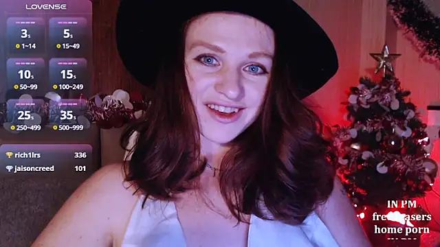 Snapshot of Cassie_Wild chatting on December 11, 2024, 3:05 pm Cassie Wild online show from December 11, 2024, 3:05 pm