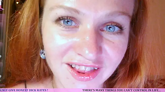 Snapshot of Cassie_Wild chatting on July 12, 2026, 2:08 pm Cassie Wild online show from July 12, 2026, 2:08 pm