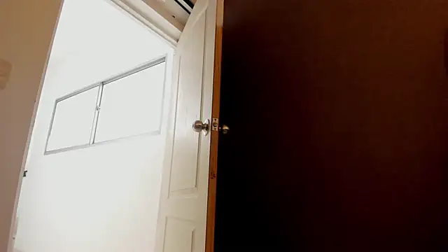 MariaGaitan online show from February 22, 2025, 10:09 pm