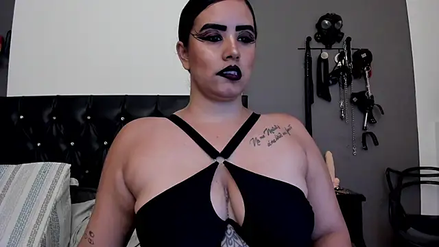 MariaGaitan online show from October 13, 2025, 7:03 pm