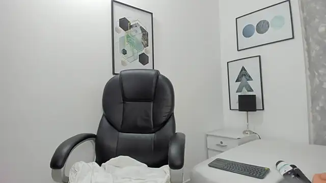 Tanisha  campbell online show from January 10, 2025, 4:30 pm