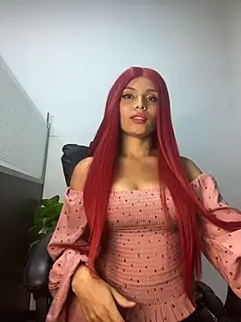 Snapshot of Tiffanysurez_ chatting on June 30, 2026, 11:28 pm Tiffanysurez online show from June 30, 2026, 11:28 pm