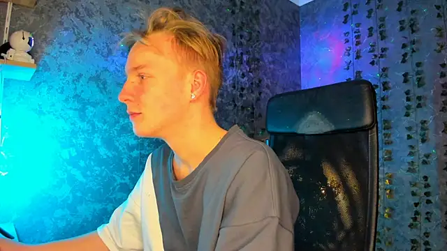 AlexxSweet online show from January 18, 2026, 7:01 am