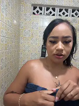 Luisa Fernandaa online show from March 25, 2026, 1:33 am