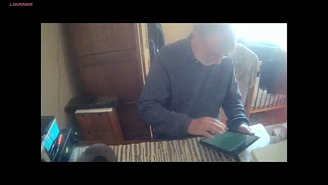 terrybare online show from October 26, 2025, 2:34 pm