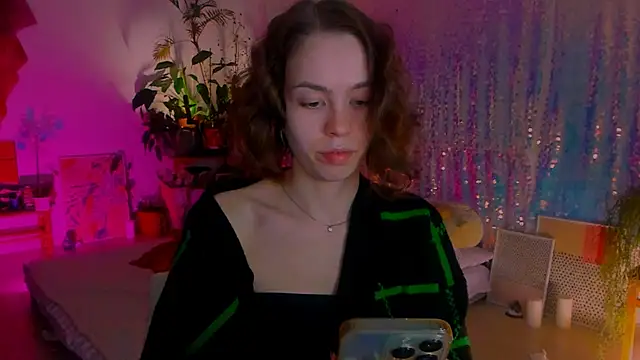 poli   online show from January 22, 2025, 7:24 pm