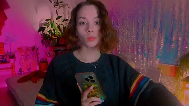 poli   online show from January 25, 2025, 8:42 pm