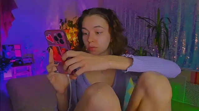 poli   online show from January 8, 2026, 3:47 pm