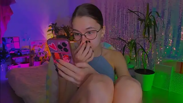 poli   online show from January 14, 2026, 4:51 am