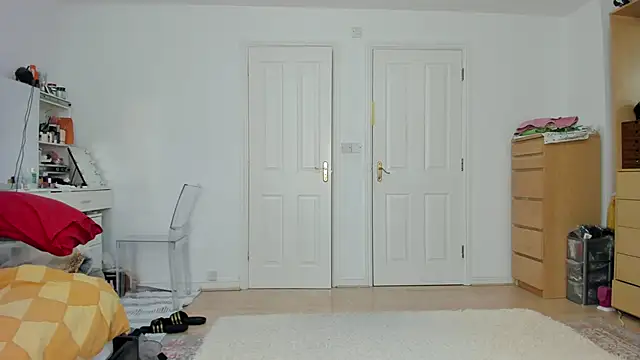 Snapshot of Rolla_Coaster chatting on October 25, 2025, 5:30 pm Rolla Coaster online show from October 25, 2025, 5:30 pm