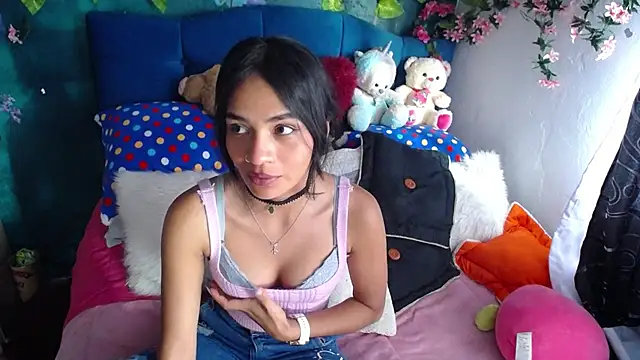 Samara Beltran online show from December 8, 2024, 9:30 pm