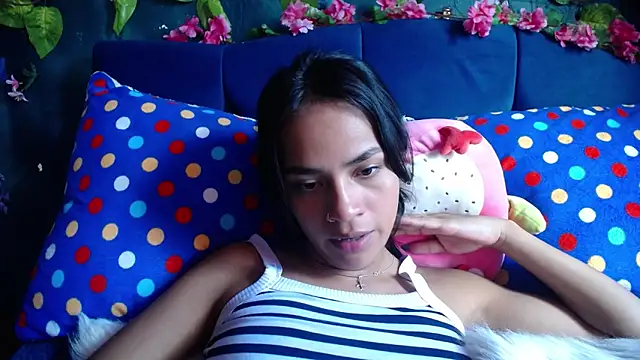 Samara Beltran online show from December 20, 2024, 8:12 pm
