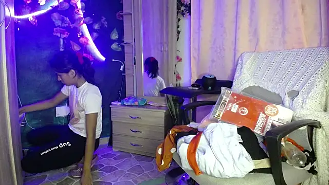Samara Beltran online show from January 7, 2025, 3:03 am