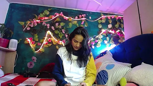 Samara Beltran online show from January 11, 2025, 9:57 pm