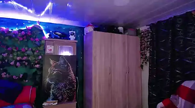 Samara Beltran online show from February 23, 2025, 10:49 am