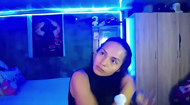 Samara Beltran online show from February 27, 2025, 2:42 am