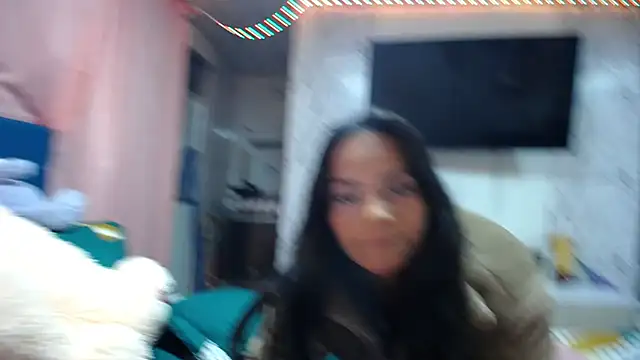 Samara Beltran online show from September 26, 2025, 2:04 am