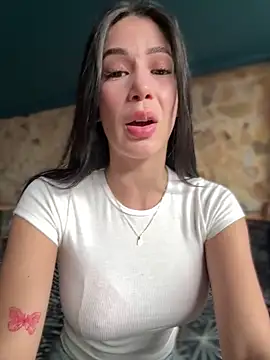 Im Valentina online show from March 1, 2025, 9:37 pm