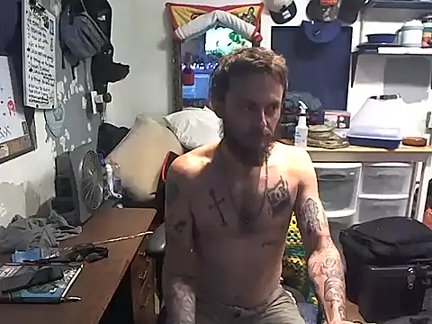CloudDadddyyy420 online show from June 4, 2026, 6:25 pm