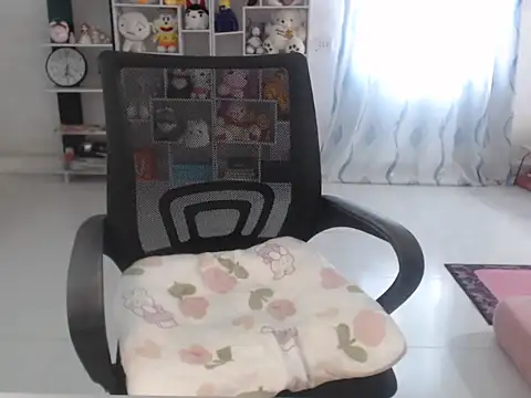 Snapshot of TinyGirls chatting on September 19, 2025, 3:08 am TinyGirls online show from September 19, 2025, 3:08 am