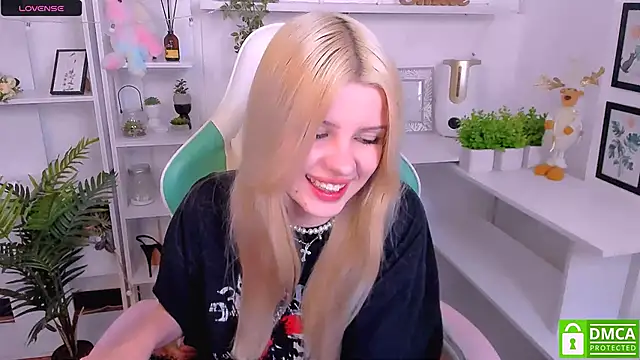 Grace and  Jacob online show from March 8, 2025, 2:12 am