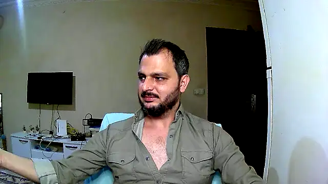 Coldskull69 online show from October 16, 2025, 7:37 pm