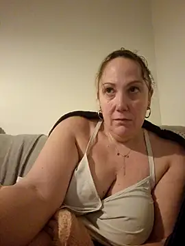 Wisie Cutie online show from January 3, 2025, 9:57 pm