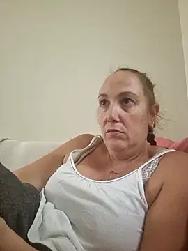 Wisie Cutie online show from September 15, 2025, 2:39 pm